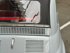 Image 59/102 of FIAT 500 D (1963)