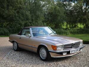 Imagen 11/50 de Mercedes-Benz 300 SL (1987)