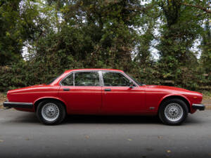 Image 7/20 de Jaguar Sovereign 2.9 (1986)