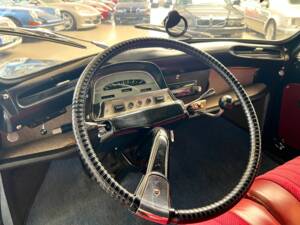 Image 22/38 de Citroën Ami 6 Berline (1968)