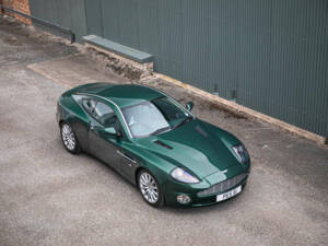 Bild 40/44 von Aston Martin V12 Vanquish (2002)