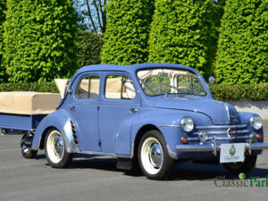 Image 7/50 of Renault 4 CV Décapotable (1954)