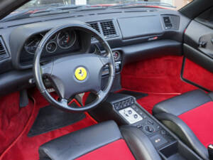 Imagen 3/50 de Ferrari F 355 F1 GTS (1998)