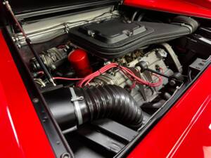 Image 17/37 de Ferrari Dino 308 GT4 (1976)