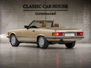 Image 14/99 of Mercedes-Benz 300 SL (1987)