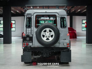 Image 8/25 of Land Rover Defender 90 (2013)