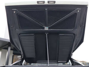 Image 41/50 of Ferrari 308 GTB (1977)