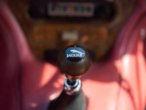 Imagen 12/16 de Jaguar S-Type 3.8 (1966)