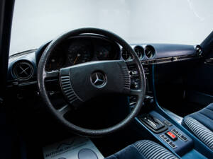 Image 15/31 de Mercedes-Benz 450 SLC (1977)