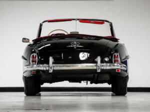 Image 7/31 of Mercedes-Benz 190 SL (1956)