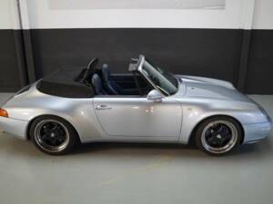 Image 3/50 of Porsche 911 Carrera (1994)