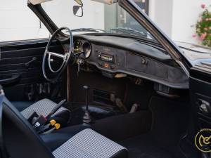 Bild 9/19 von Volkswagen Karmann Ghia 1600 (1974)
