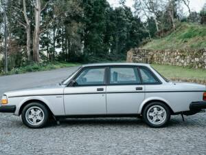 Bild 4/61 von Volvo 244 Turbo (1982)