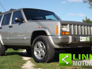 Afbeelding 2/10 van Jeep Cherokee 2.5 TD (2000)