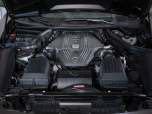 Image 30/33 of Mercedes-Benz SLS AMG (2010)