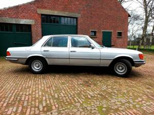 Afbeelding 3/6 van Mercedes-Benz 350 SE (1978)