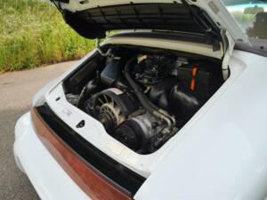 Bild 28/45 von Porsche 911 Carrera 2 (1993)