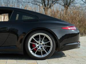 Image 22/50 of Porsche 911 Carrera 4S (2015)