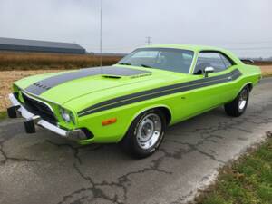 Image 4/7 de Dodge Challenger R&#x2F;T (1974)