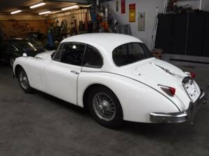 Afbeelding 2/50 van Jaguar XK 150 FHC (1958)