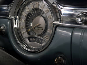 Image 37/48 of Oldsmobile 98 Coupe (1953)