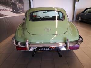 Bild 9/21 von Jaguar E-Type (2+2) (1969)