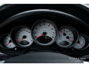 Image 19/34 of Porsche 911 Carrera S (2005)