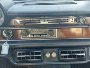 Imagen 12/14 de Mercedes-Benz 280 SE (1968)