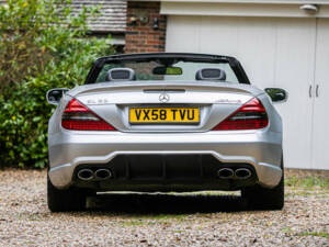 Image 8/32 of Mercedes-Benz SL 63 AMG (2008)