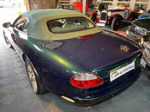 Image 4/20 of Jaguar XKR (2001)