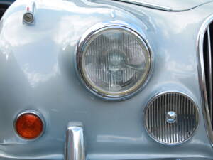 Bild 1/42 von Jaguar 240 (1968)