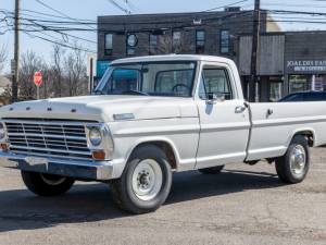 Image 46/50 of Ford F-250 (1967)