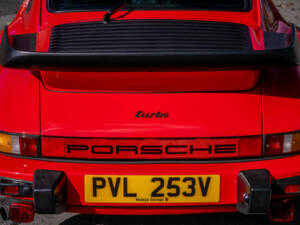 Image 37/38 of Porsche 911 Turbo 3.3 (1980)