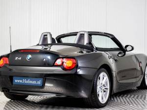 Immagine 8/50 di BMW Z4 2.5i (2004)