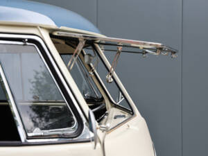 Image 12/60 of Volkswagen T1 Kombi (1964)