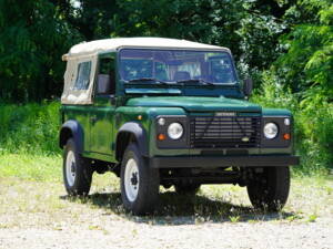 Imagen 2/12 de Land Rover Defender 90 Td5 (1999)