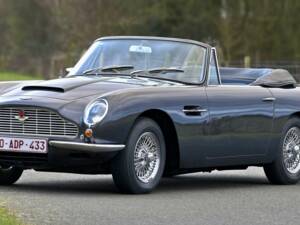 Bild 6/50 von Aston Martin DB 6 Vantage Volante (1969)