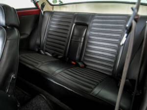 Image 36/50 of Volvo 1800 S (1965)