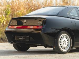 Afbeelding 10/34 van Alfa Romeo GTV 2.0 V6 Turbo (1996)