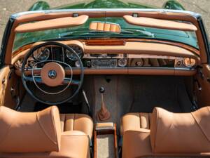 Immagine 44/46 di Mercedes-Benz 280 SL (1968)