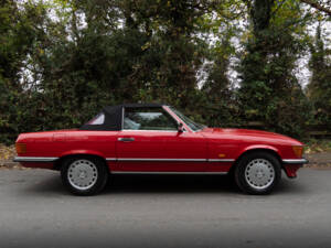 Image 7/16 of Mercedes-Benz 420 SL (1986)