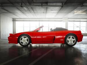 Image 40/43 of Ferrari 348 Spider (1995)