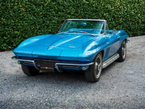 Image 4/19 of Chevrolet Corvette Sting Ray (1966)