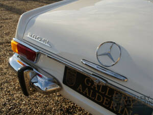 Image 35/50 of Mercedes-Benz 280 SL (1970)