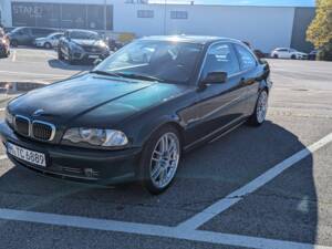 Immagine 9/18 di BMW 330Ci (2001)