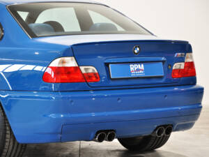 Image 23/45 of BMW M3 (2002)