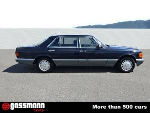 Image 4/15 de Mercedes-Benz 420 SEL (1988)