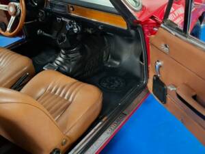 Immagine 7/37 di Alfa Romeo Giulia 1300 GT Junior (1974)