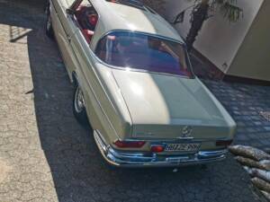 Immagine 3/12 di Mercedes-Benz 250 SE (1967)