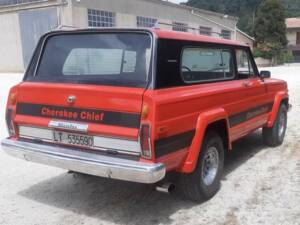 Image 17/33 of Jeep Cherokee Chief (1979)